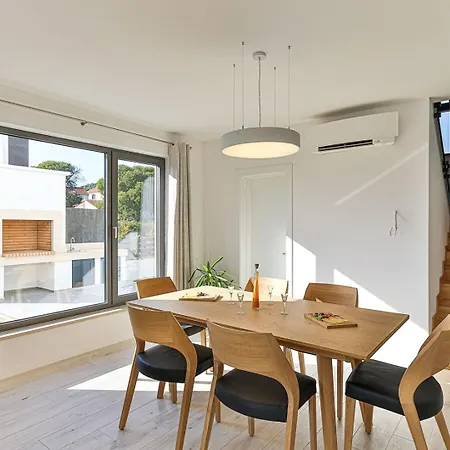 Villa Consido, A 3-bedroom Retreat With Sea Views Seget Vranjica